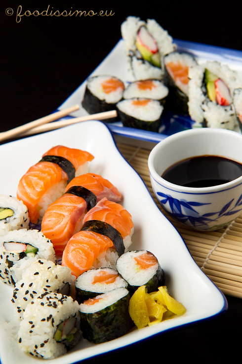 Dobrú chuť prajem. Môžete si zvoliť z viacerých druhov sushi. Dobrú chuť prajem. Môžete si zvoliť z viacerých druhov sushi.